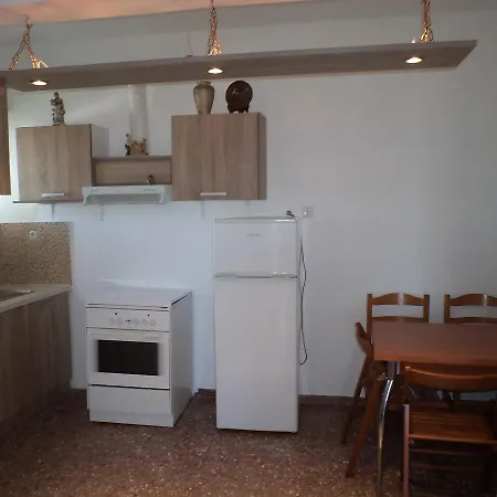 Tarasi 4 * Ξυλόκαστρο