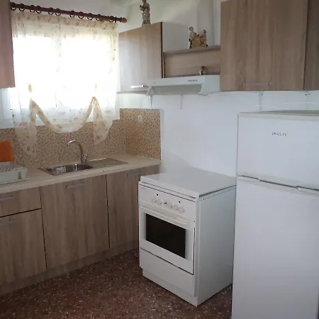 Tarasi 4 Apartment *